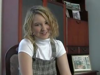 Британка кеті bewitching покоївка