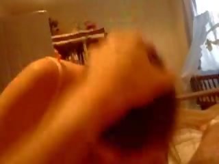 Мой loretta винаги cleans мой кур до на последно капка