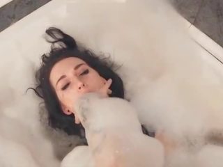 Чарівний леді горло блювотні рухи vomit puke нудота і vomiting