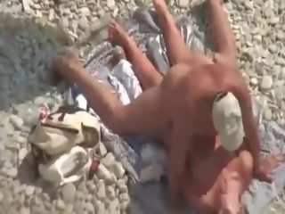Plage putes nudists baise en plage seul