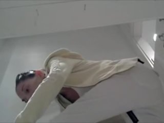 Gầy damsel trong thay đổi phòng
