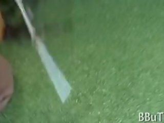 সহকর্মী হ beauteous তরুণ মহিলা মধ্যে ভোদা