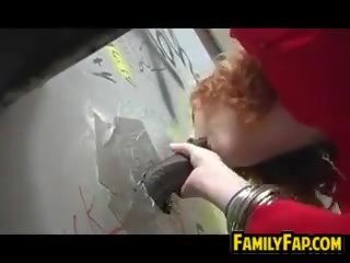 Червенокоси и а grandness дупка