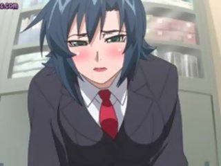 Nagy meloned anime kisérőnő tart kemény hammer