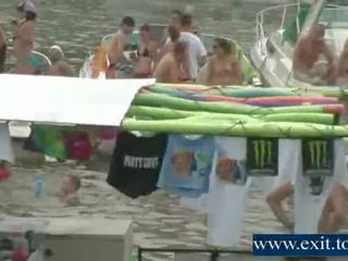 Publik xxx movie katelu at parasurfing klub