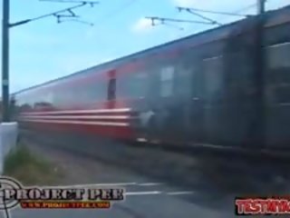 Великий титьки домашнє сквірт