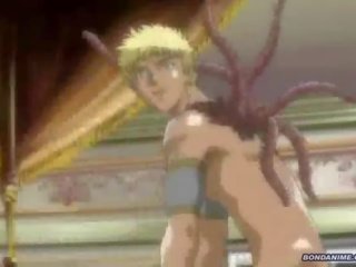 Tentacul rages lasciv pe o hottie