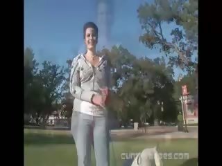 Машина чукане на а парк путка вдигни