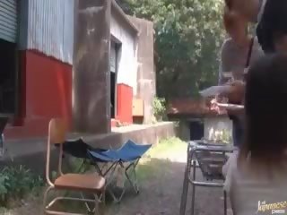 Inviting азіатська особливість отримує хтивий дрочіння