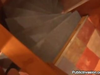 Divinity 제공 습기 찬 과 끈기 있는 공공의 입