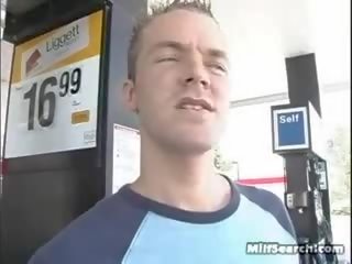 Matka ja d ako na súložiť pumping gas dostane čerpanej herself1