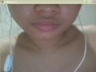 Shanty ইন্দো দেখাচ্ছে কিশোর