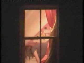 Привабливий модель спіймана оголена в її кімната по a вікно peeper