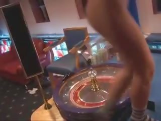 Αλίκη wonderbang λεσβιακό casion