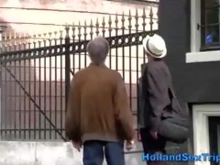 Стар туристически външност за мръсен филм в амстердам