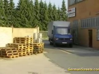 Picked вгору німецька в подвійний об'єднується