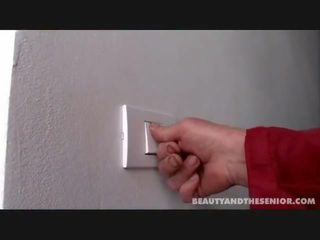 গুপ্তচরবৃত্তি উপর ভেতরের ঐ ঝর্না