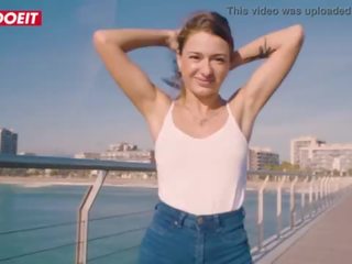 פרועה קטנטונת חֲתִיך מזוין קשה ב א ציבורי חוף - סנדרה wellness