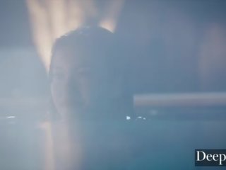 Deeper&period; рей lil чорна отримує покарана для disobedience