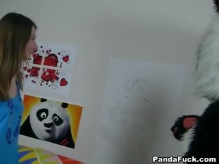 Shaged по a artist nearby його марка новий іграшка