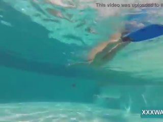 সুপার ইউরোপীয় মেয়ে বেশ্যা মিছরি swims নিচের পানি