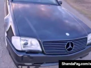 Crime मार पिटाई bat महिला shanda fay बेकार आपके कठिन putz पर the road&excl;