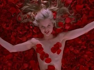 Mena suvari оголена - американка goddess - 1999