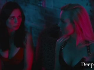 Deeper&period; kayden kross и тя съпруг използвайки майната кукла aidra лисица