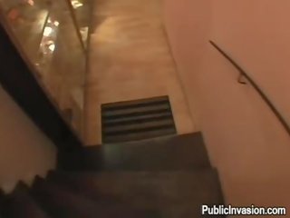 Мокри и див публичен духане