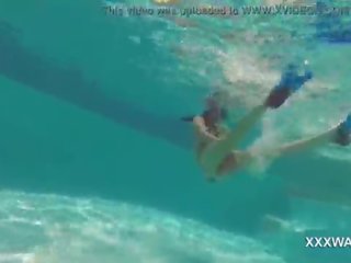 সুপার ইউরোপীয় মেয়ে বেশ্যা মিছরি swims নিচের পানি