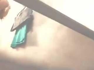 Вуайеріст на changing кімната