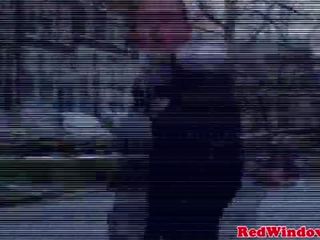 Реальний європейська блудниця оправі і смокче peter