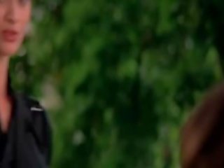 Alyssa milano embrace i the vampir