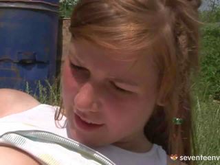 נוער מאונן outdoors3