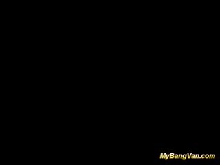 नॅस्टी diva हो जाता है टक्कर लगी है में वैन
