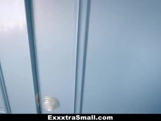 Exxxtrasmall - великий крихітна підліток акції джонсон з мама