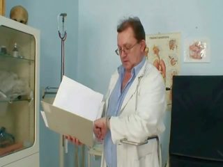 রোমশ পশমী কাপড় নানী ভিজিট pervy প্রেমিকা প্রধান