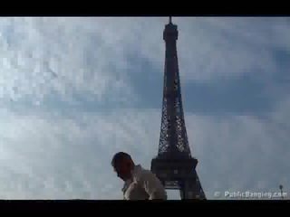 成人 電影 成人 視頻 由 該 eiffel tower