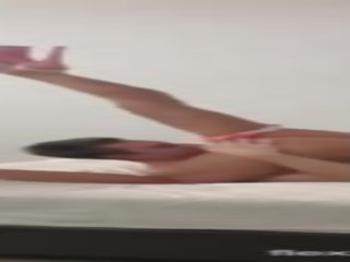 Балерина обличчя lara frost