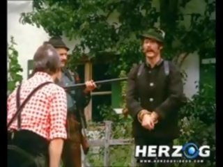 獵人 前劉海 一 金發 美女 出 在 性質